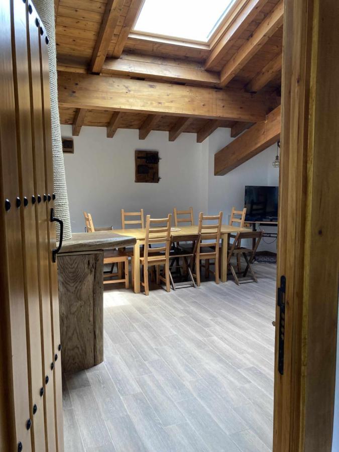 Apartamentos Rurales Casa Lafuente Luquiano エクステリア 写真