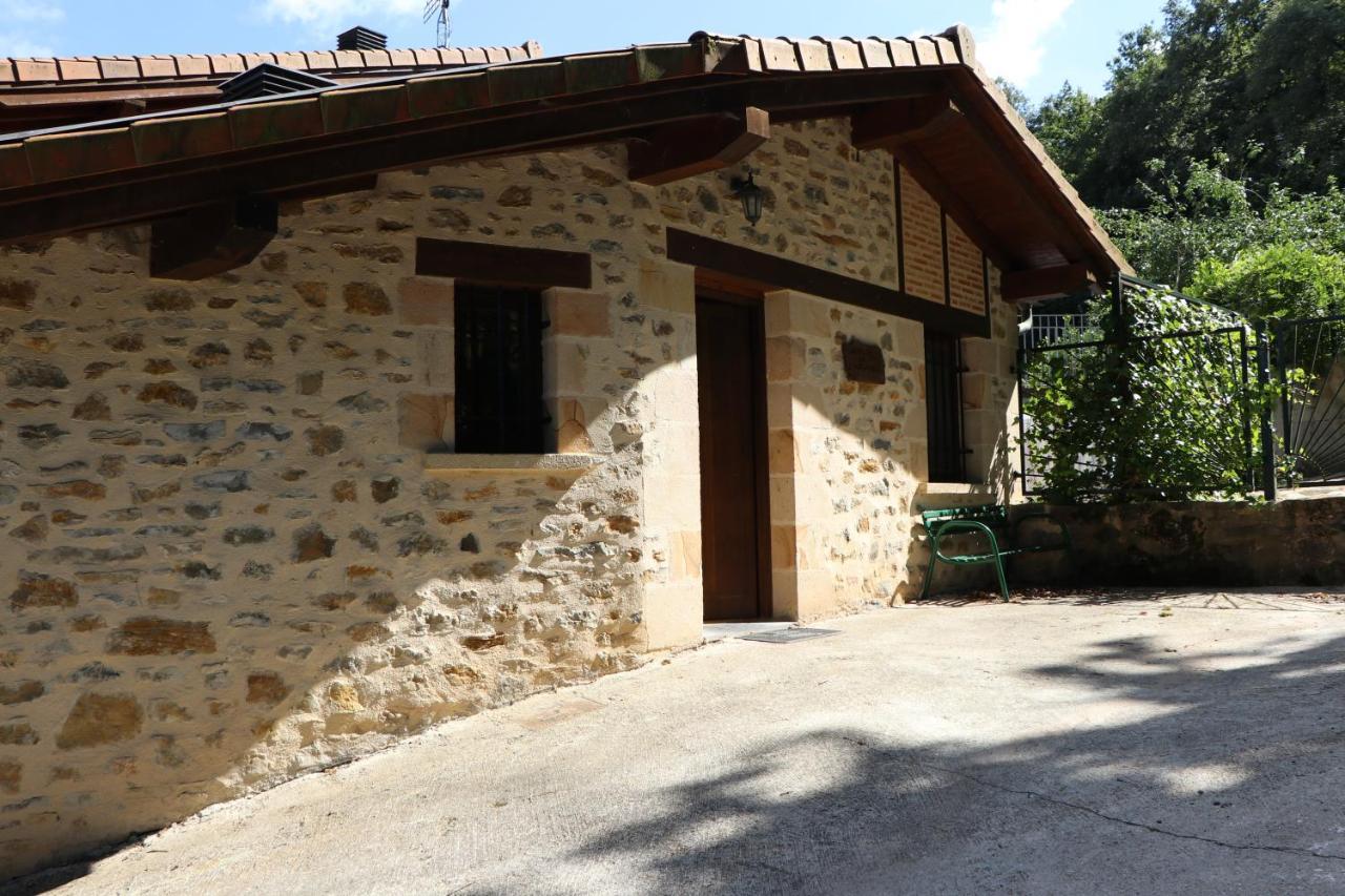 Apartamentos Rurales Casa Lafuente Luquiano エクステリア 写真